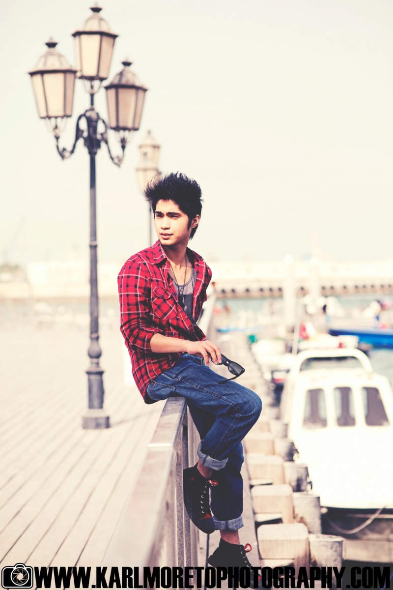 Male model photo shoot of Kenneth Mendez in Doha Port