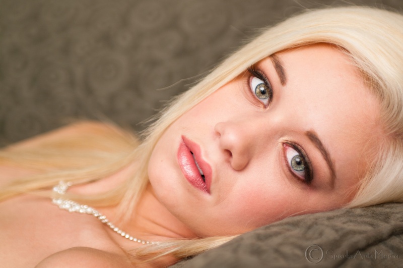 Female model photo shoot of Ashley E French in Utah