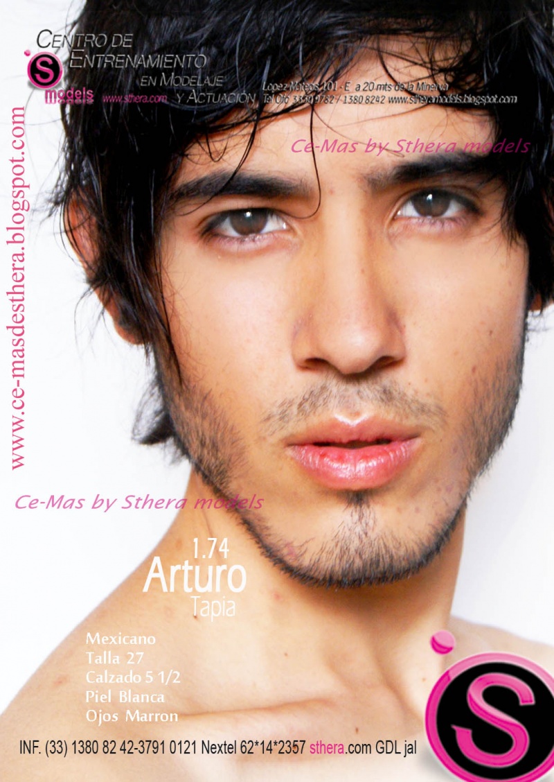 Male model photo shoot of Arturo Tapia