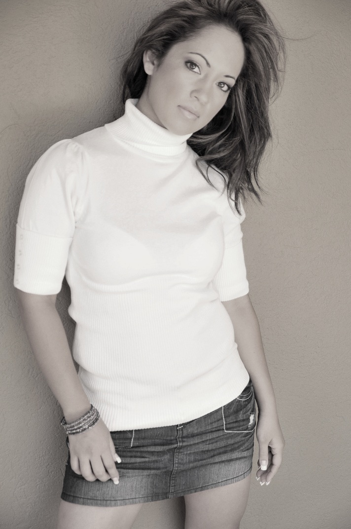 Female model photo shoot of Nora Jane Rojas