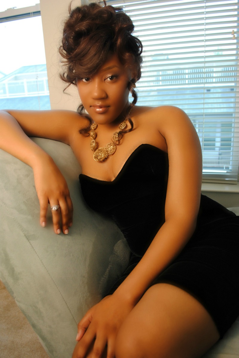 Female model photo shoot of Kyah Rochelle by O Ray Photography