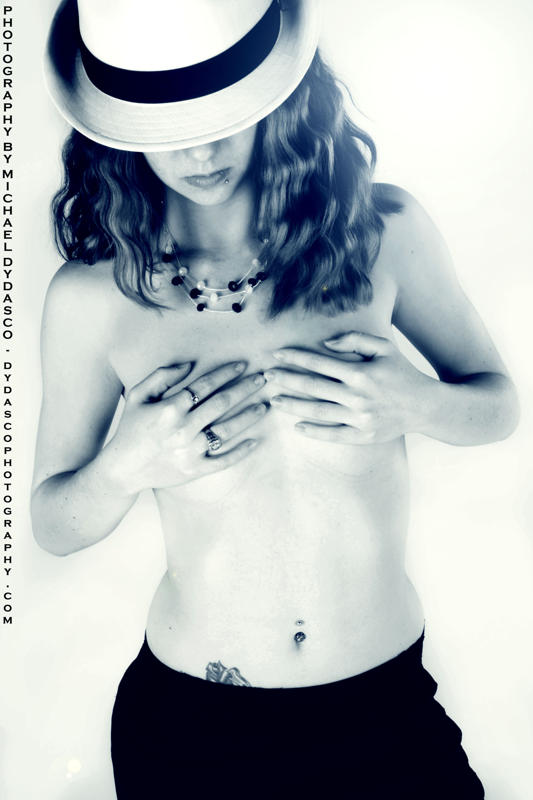 Female model photo shoot of Amanda Jean LV by Dydasco Photography