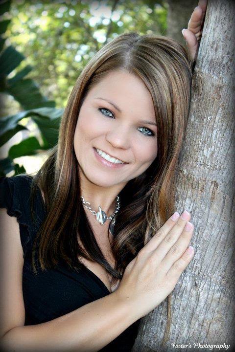Female model photo shoot of Bailey Leigh in Foster's Photography!