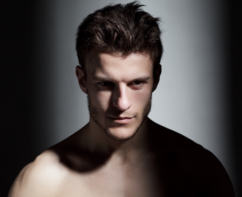 Male model photo shoot of Isaac Danna