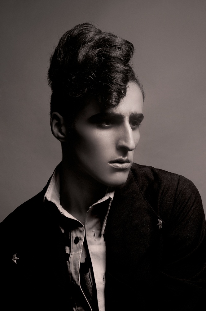 Male model photo shoot of Alejandro Centeno