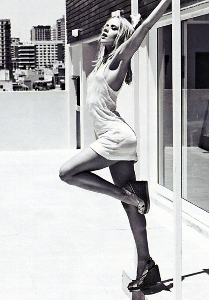 Female model photo shoot of Amanda Renberg in Buenos Aires
