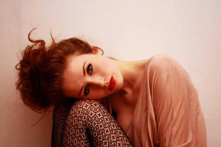 Female model photo shoot of Elle Chap