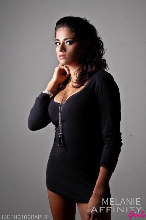 Female model photo shoot of Bella Meeya