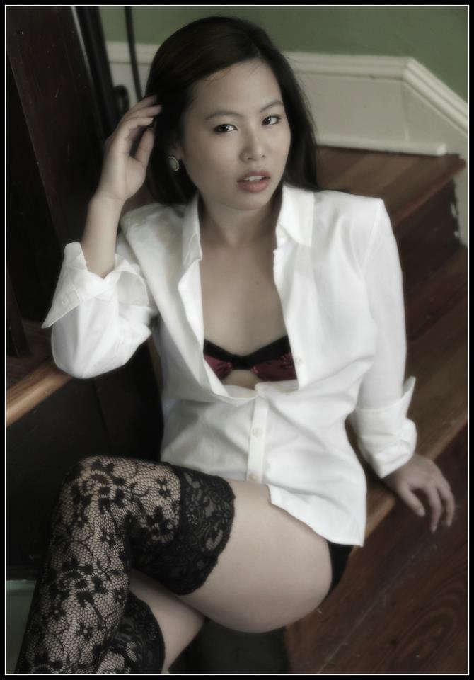Female model photo shoot of TracyHN by John Pellican