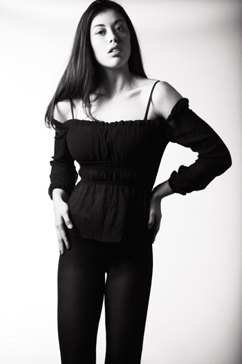Female model photo shoot of Leontine Marie