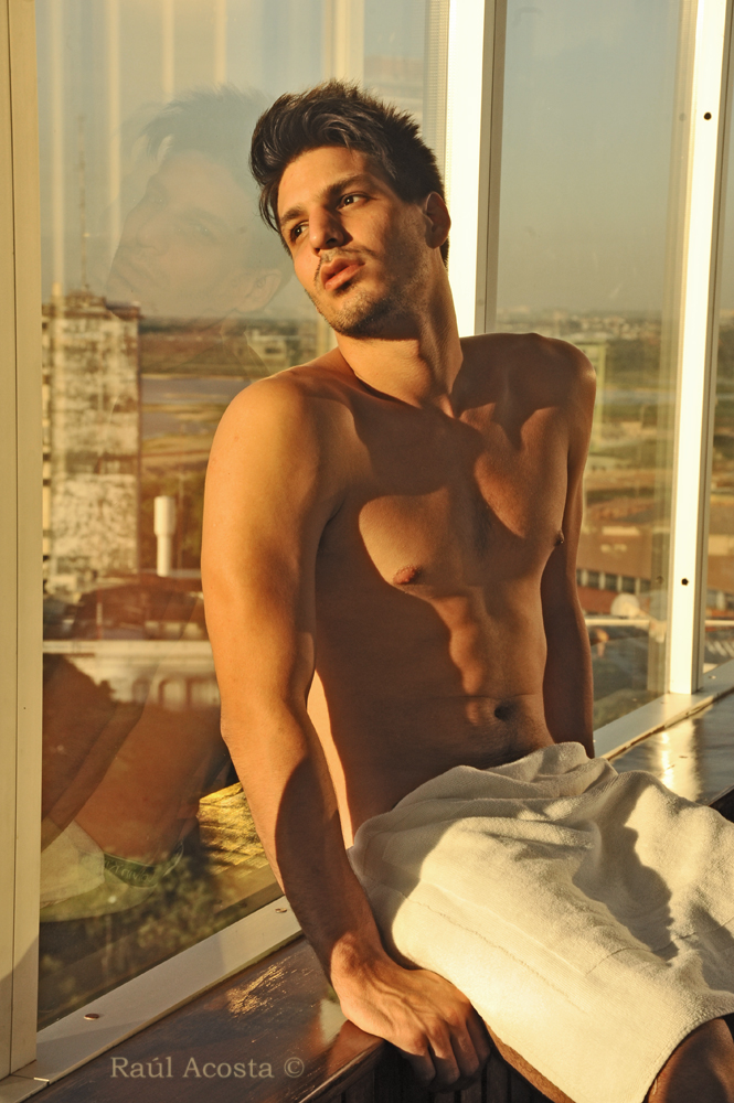 Male model photo shoot of KokeO by Raul Acosta in Asuncion