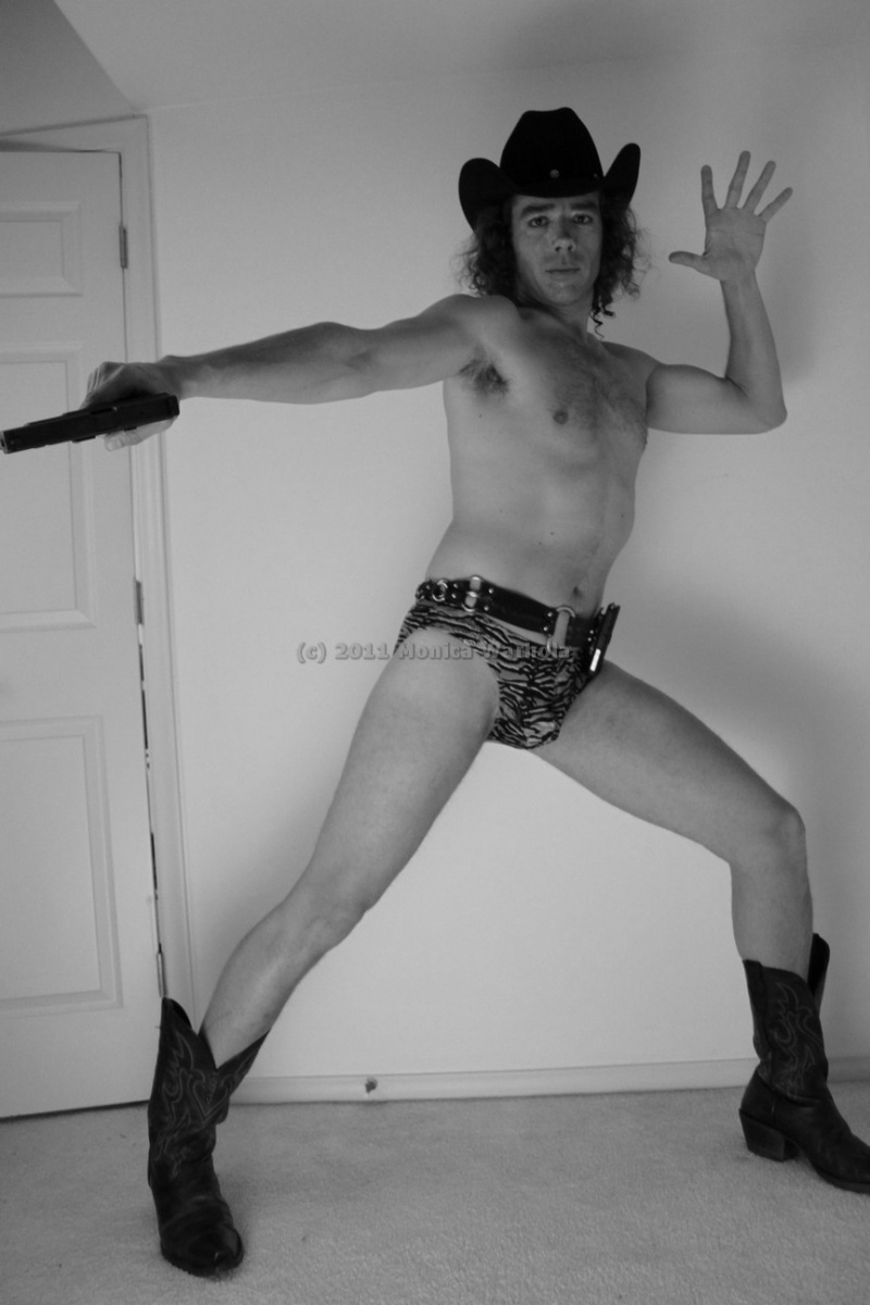 Male model photo shoot of Mark Biery