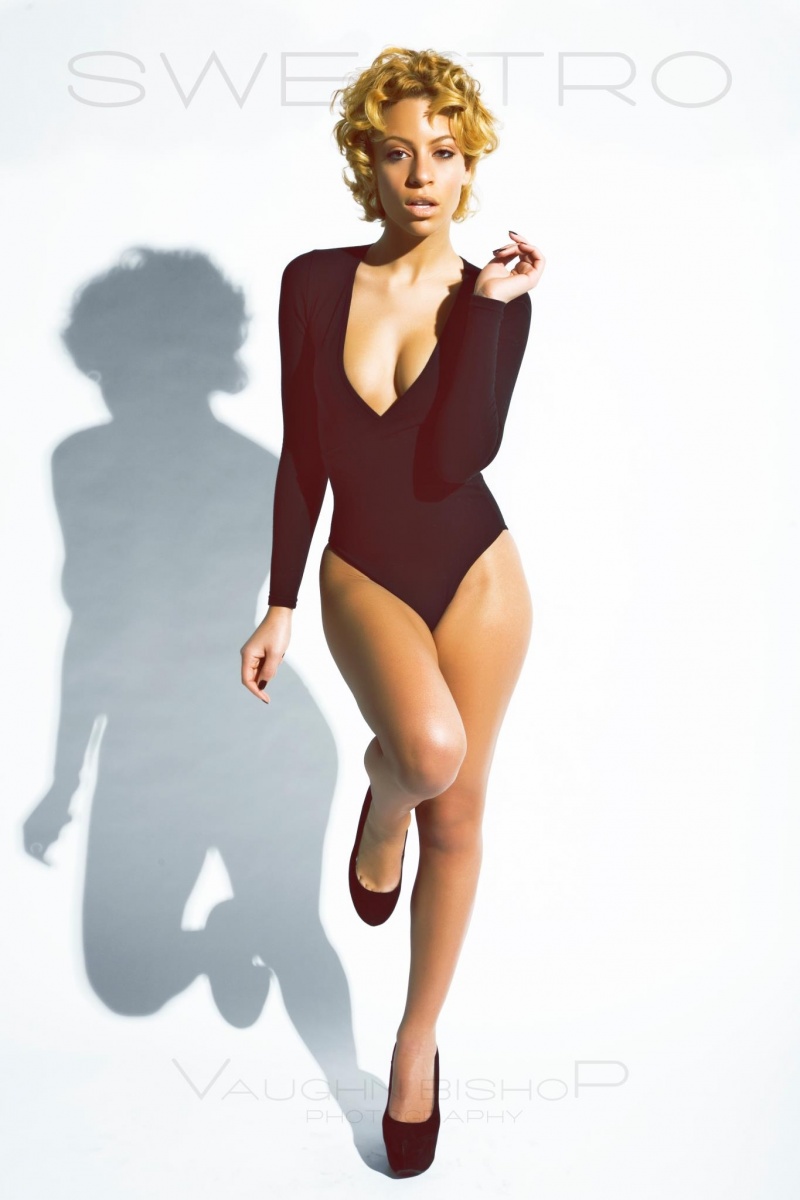Female model photo shoot of Rosetta_Riley by Miss Havisham Studios