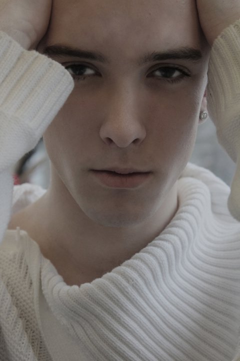 Male model photo shoot of Rich Bache