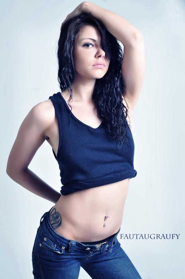Female model photo shoot of Kayla Riedel
