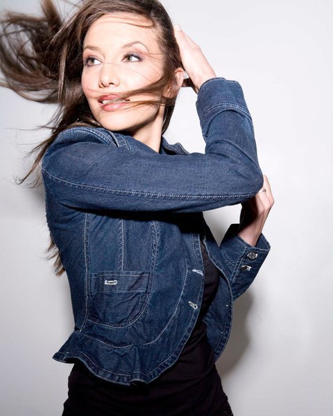 Female model photo shoot of Sandra Leclerc