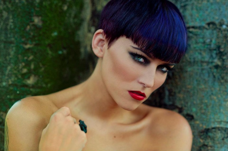 Female model photo shoot of Cassandra Keim