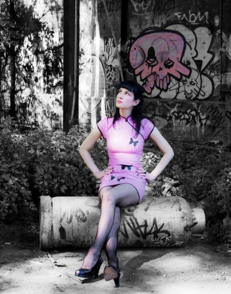 Female model photo shoot of pinklotusdance