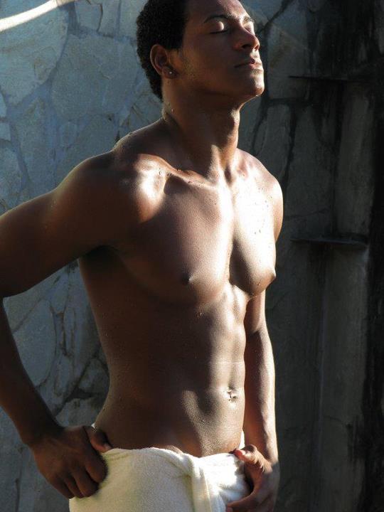 Male model photo shoot of LUCAS RAMALHO
