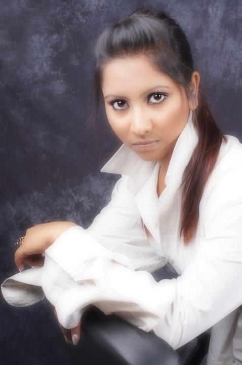 Female model photo shoot of Aara