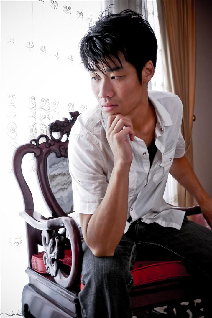 Male model photo shoot of Jay Ku