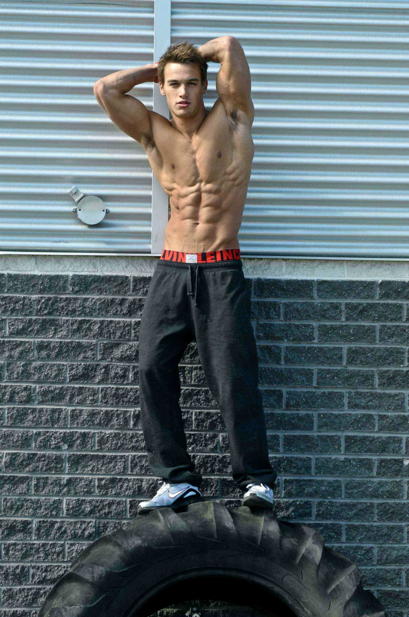 Male model photo shoot of Marc Fitt in Montreal