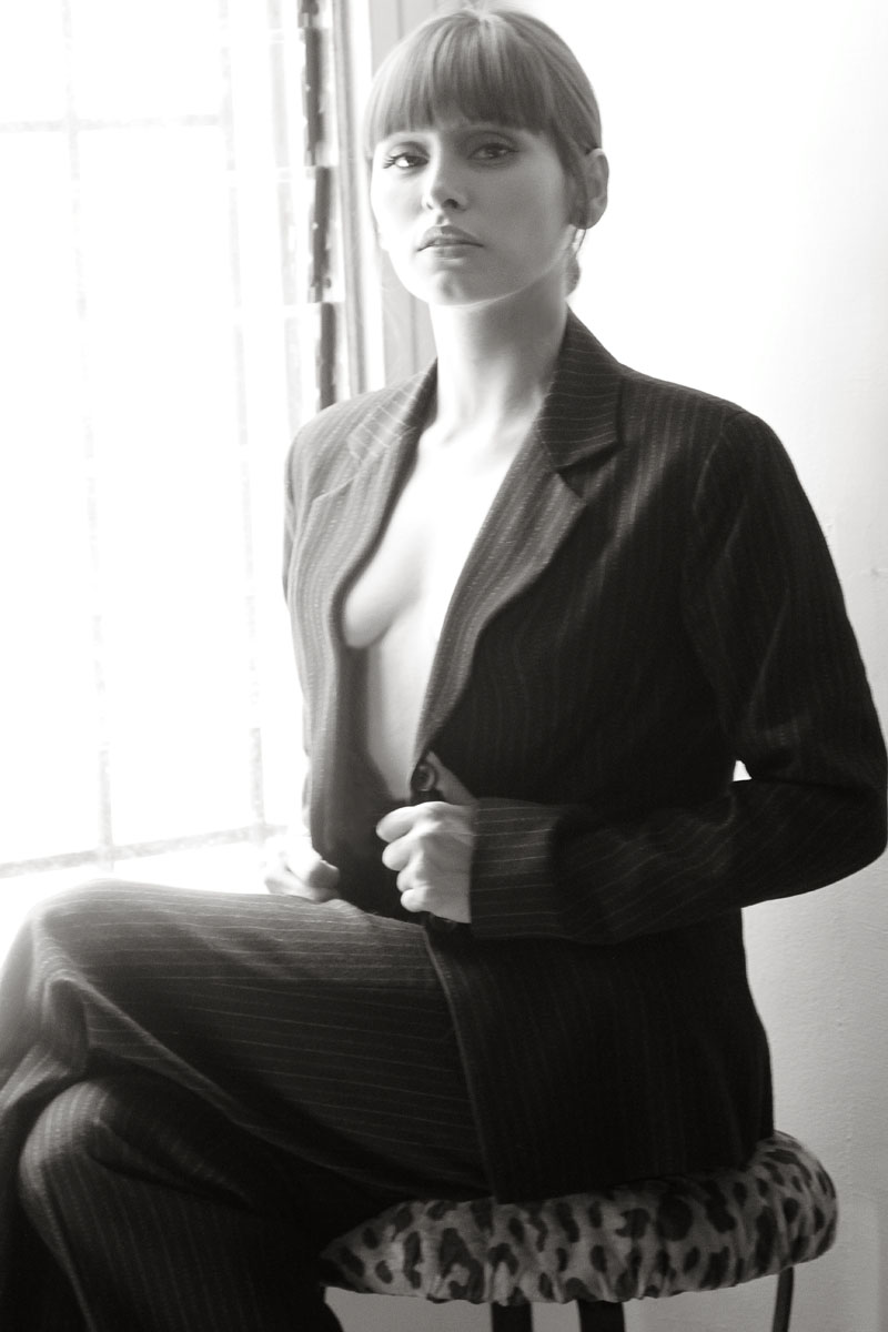 Female model photo shoot of Carina Aviles by MartinImages