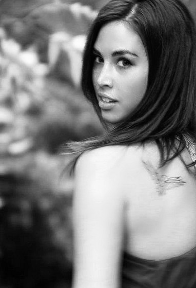 Female model photo shoot of Cassandra Salokangas