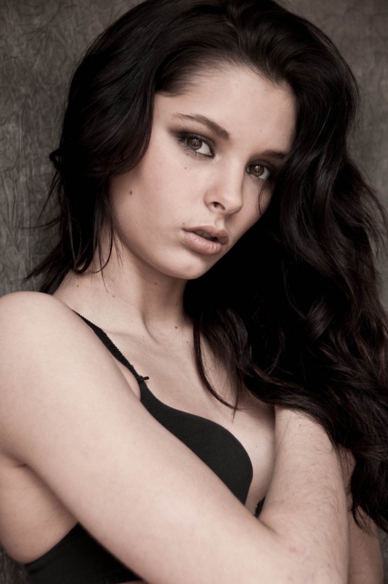 Female model photo shoot of Cait Monroe