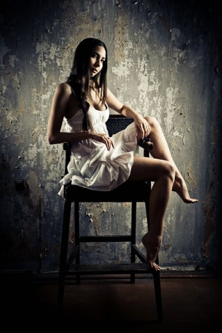 Female model photo shoot of Maria Mi