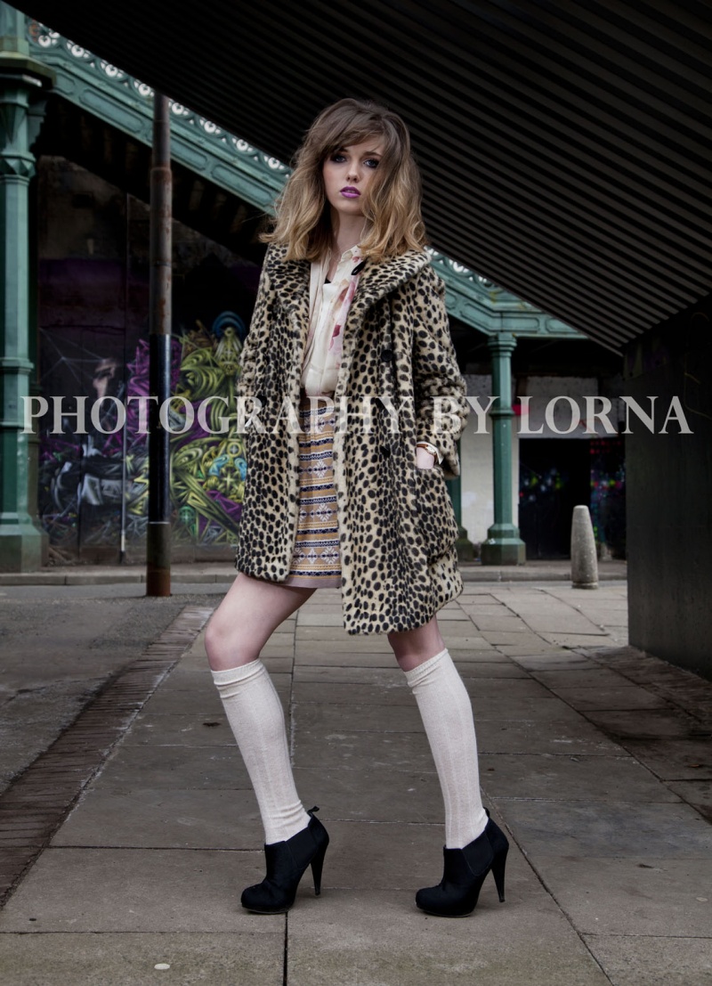 Female model photo shoot of Lorna Ewings