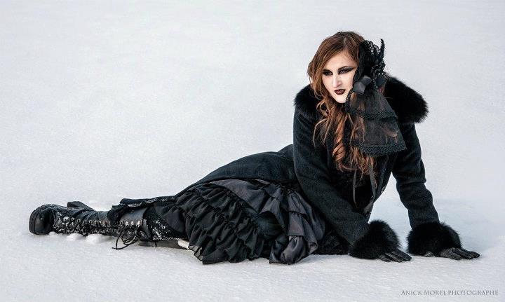 Female model photo shoot of Fallen Princess