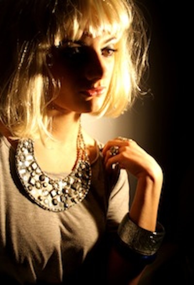 Female model photo shoot of Cara Bray
