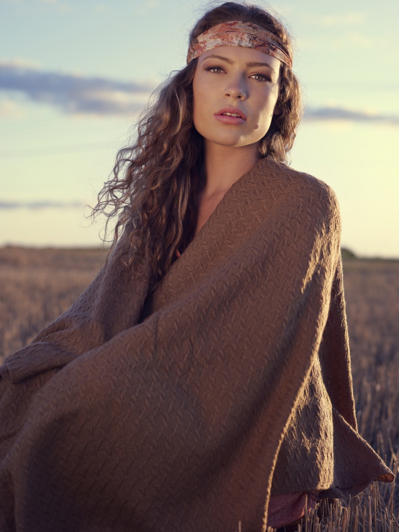 Female model photo shoot of Livi Shaw in Vineland