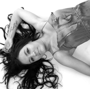 Female model photo shoot of Kristen Taylor