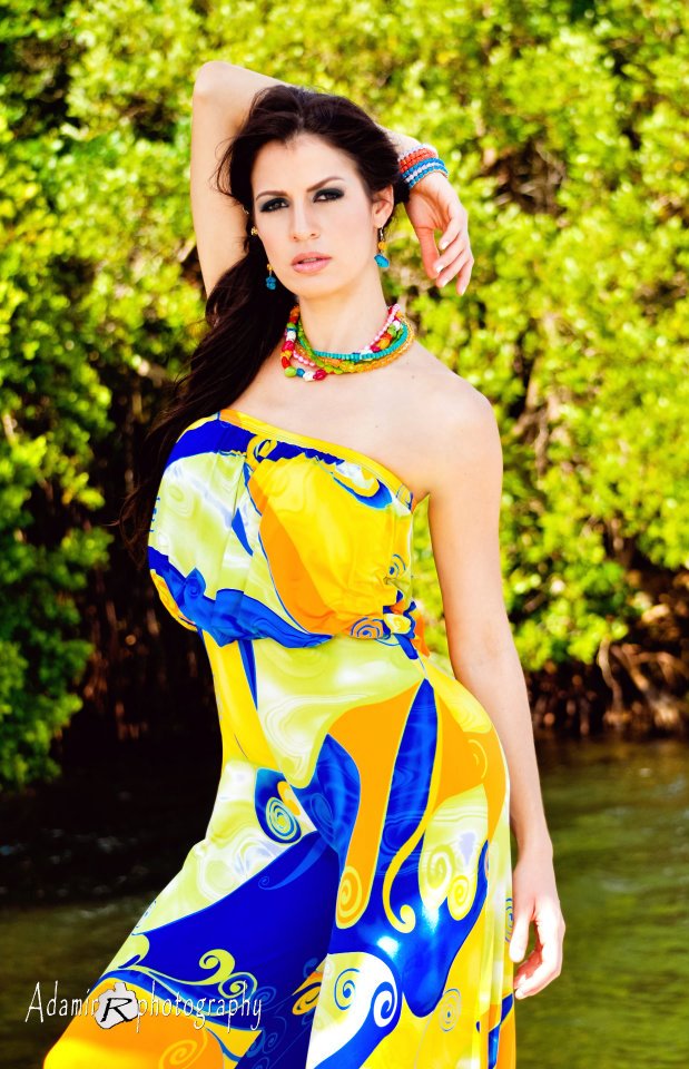 Female model photo shoot of Oneisys Amador