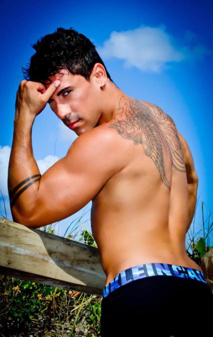 Male model photo shoot of Rodrigo Ferrari