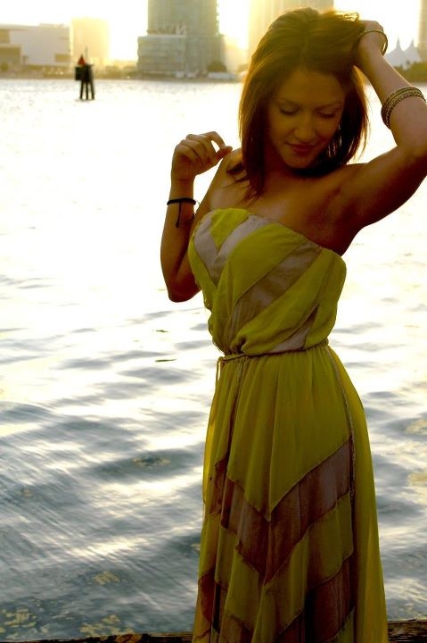 Female model photo shoot of Lizz Isabella  in Miami Beach