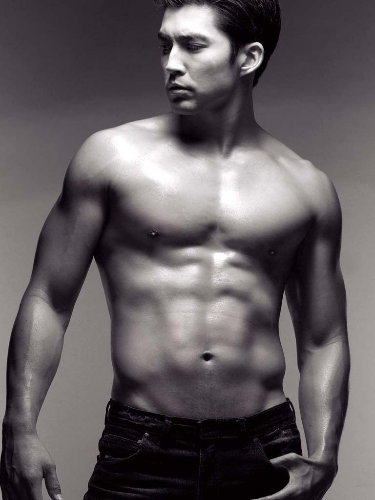 Male model photo shoot of Alexander Aquino