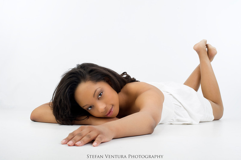 Female model photo shoot of Melan S Perez