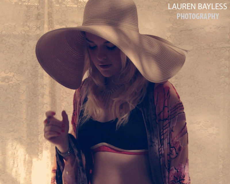 Female model photo shoot of Lauren Bayless