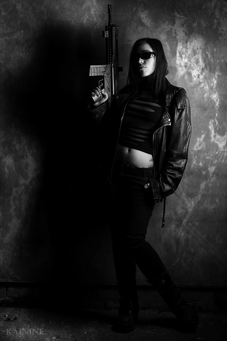 Female model photo shoot of Demmi Scaum
