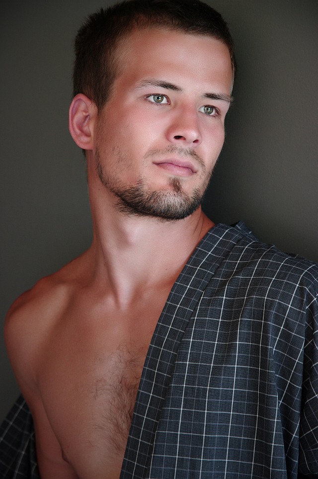 Male model photo shoot of Daniel Hee by Andrew Keshan