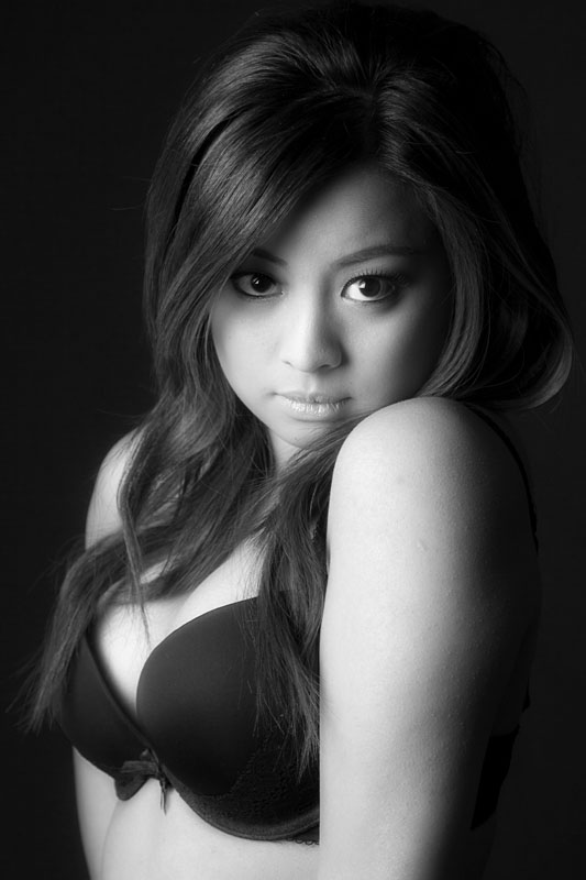 Female model photo shoot of TanTan
