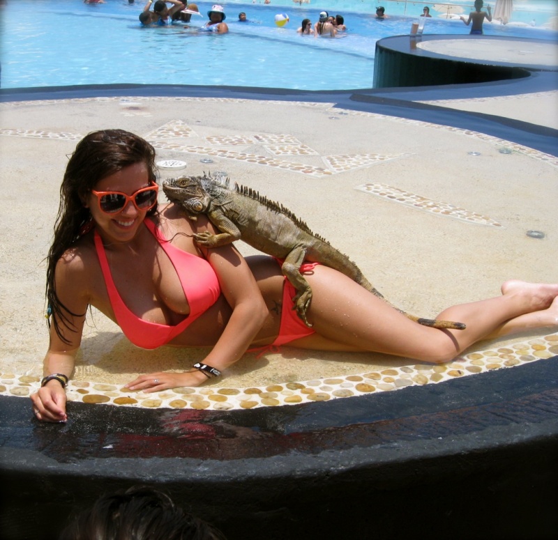 Female model photo shoot of Jordan Roxan in Cancun, Mexico