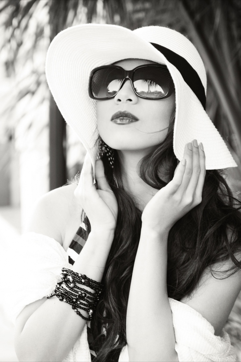 Female model photo shoot of Hanna Joy by Andrea Cristina