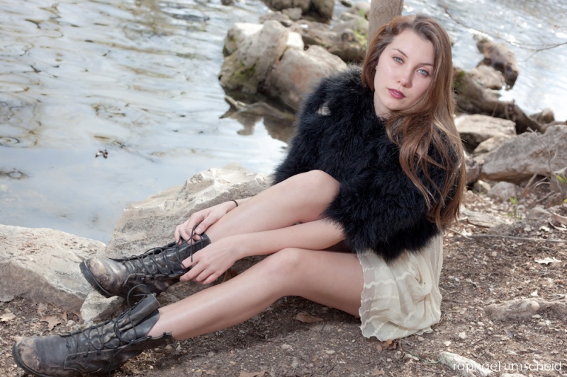 Female model photo shoot of Alexis L Morgan