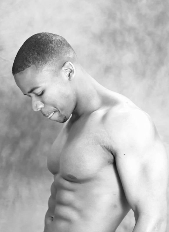 Male model photo shoot of Anthony ONeal Jr     