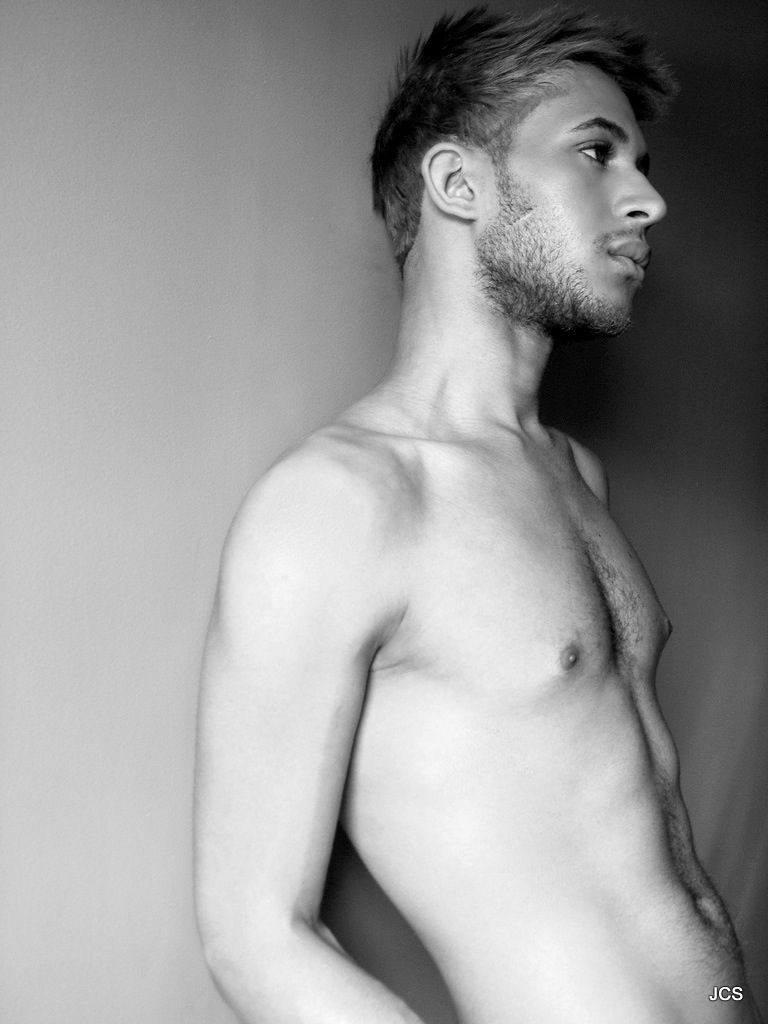 Male model photo shoot of juliandean