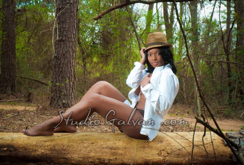Female model photo shoot of NaturallyKim by Wedding Media in Spring, TX